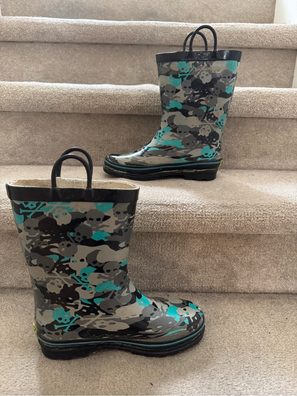 Western Chief Kids' Teal & Gray Camo Skull Rain Boots